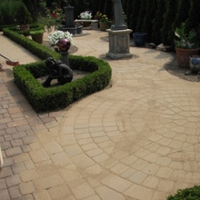 Banks Hardscapes